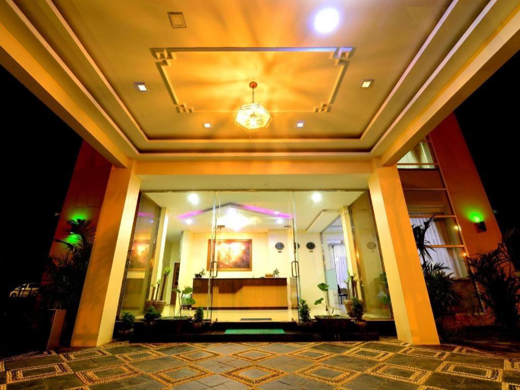 Kanbawza Hinthar Hotel Bago Kültér fotó